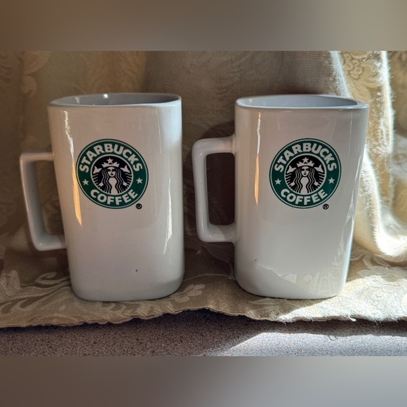Starbucks Set of 2 Mugs (2007) - Picture 1 of 3